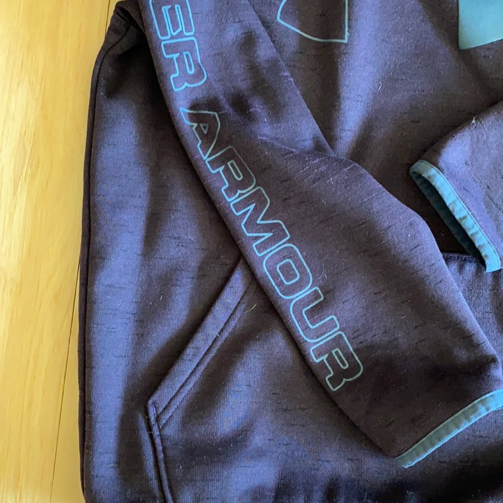 Deep purple Under Armour sweatshirt hoodie